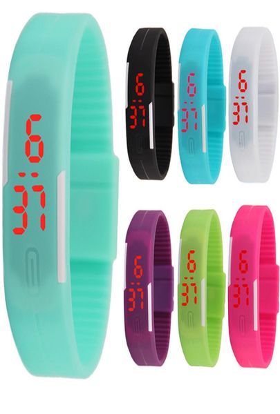 Menino garoto garotos esportivos coloridos liderados relógios doces gelely homens mulheres silicone borracha led sn relógio digital bracelete bandwatch zhl28409788647