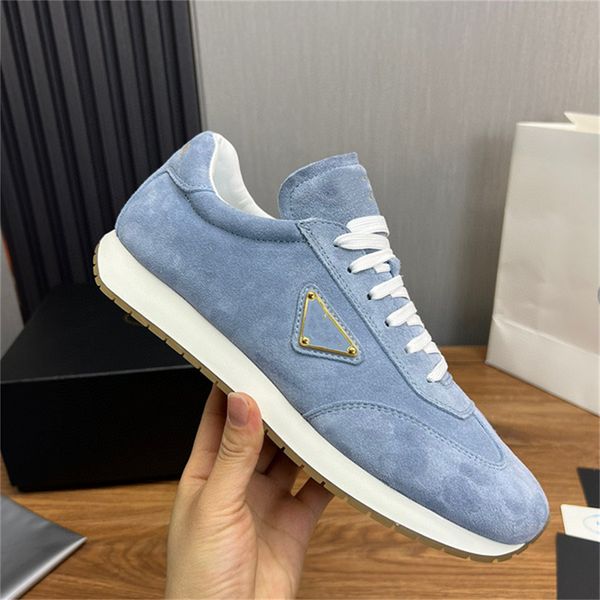 2024 Designer Sapatos casuais logotipo Triângulo Double Wheel Plataforma Nyakers Sneakers Mulheres homens para tênis brancos Treinadores de tênis triplos de luxo de baixo espesso 38-45