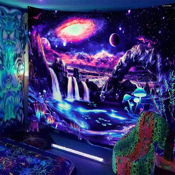 Hapaslar Blacklight Galaxy Goblen Trippy Planet UV Reaktif Şelale Peyzaj Duvarı Asma Mantar Bohemya Tapiz Odası Dekorasyon