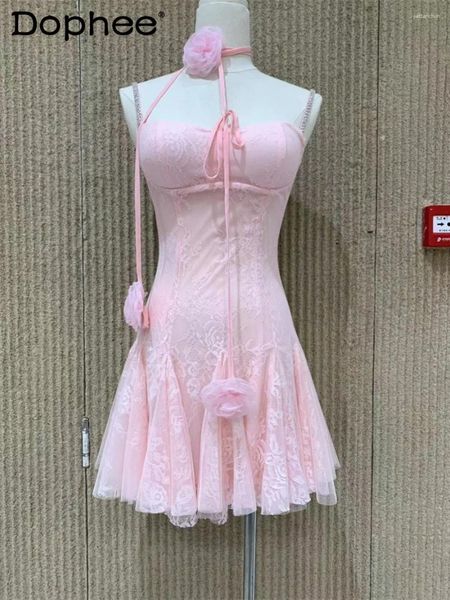 Lässige Kleider Süßes Temperament Spitze gehäkelt schlanke Fit -Röhren -Top -Kleid weibliche 2024 Sommer Trendy Pink Eine Linie Schlinge kurz für Frauen