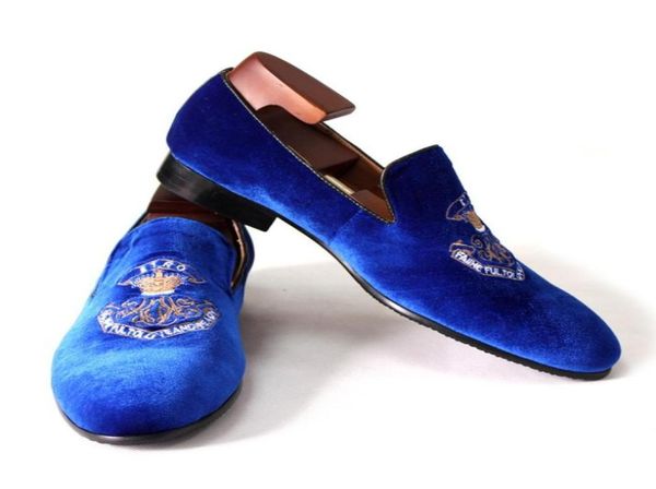 Blue Velvet Slaafers Flat Heel Slip on Hochzeitskleiderschuhe Stickerei Oxfords2375012
