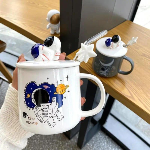 Tassen 450 ml Korea kreativer Raum Porzellan Becher mit Löffel und Deckel Kaffee Milch Tee Student Kid Das Geburtstagsgeschenk