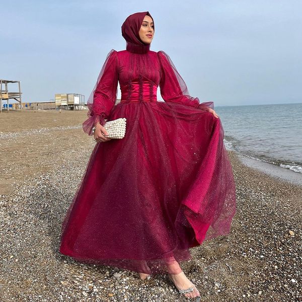 Glänzende muslimische Abschlussballkleider voller Ärmel Hochkragen ein Zeilenkleid 2024 Knöchel Länge Tüll Arabisch Dubai Robe de Soiree