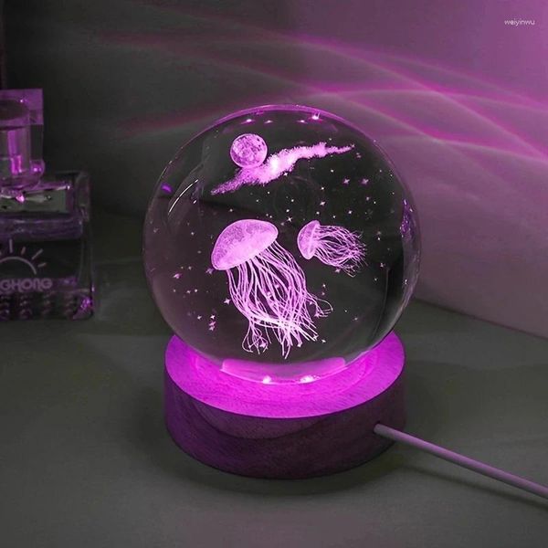 Nachtlichter 3D Quallen Laser Gravures Kristallkugel LED LICHT BUTSTRUTSTRUTTION GEIFFENGESTELLT