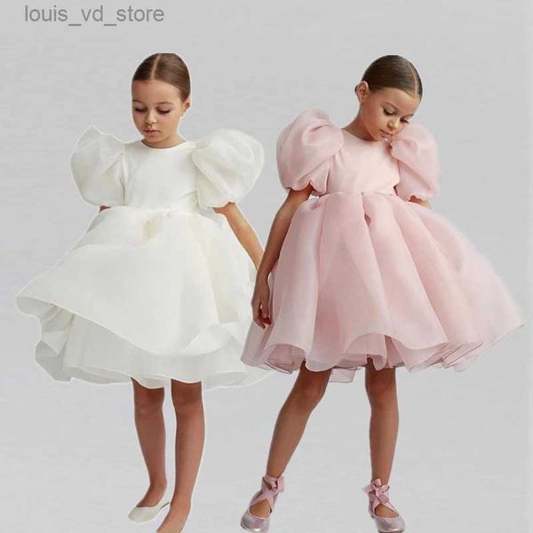 Mädchenkleider süßes Mädchen Prinzessin Kleid kleines Mädchen Puff Ärmel Gala Tutu Kleid Kinder Geburtstag Bow Outfits Blume Mädchen Hochzeitsfeier 3-8T T240415