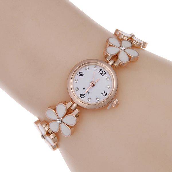 Дизайн женского браслета смотрит на творческие женские часы Quartz Watch Student Watch C3