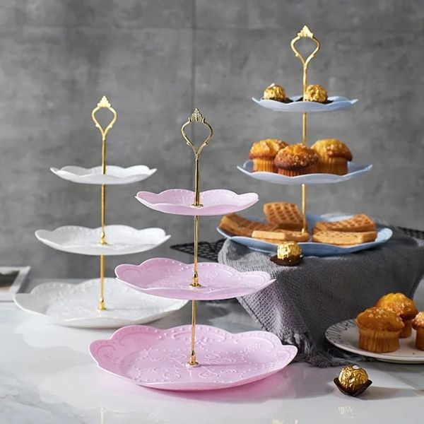 NEU 2024 abnehmbarer Kuchenstand Europäischer Stil 3 -Tier -Gebäck -Cupcake -Obstteller, der Desserthalter Hochzeitsfeier Home Decor abtrennbar