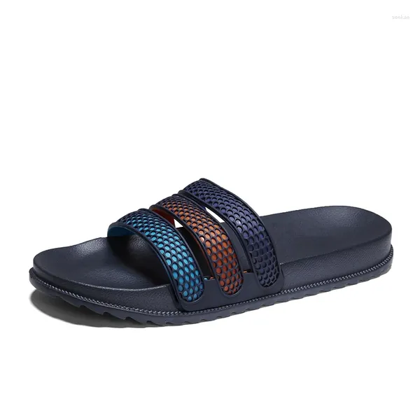 Terlik 2024 Erkekler Serin Yaz Su Erkek Sandalet Yüksek Kaliteli Düz Plaj Slip Slip Erkekler Hafif Peep Toe Flip Flops