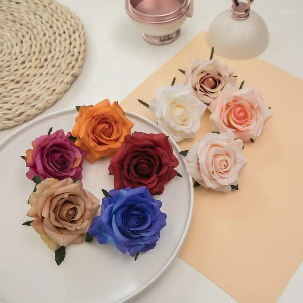 Flores decorativas 10pcs 6cm Rosas artificiais Flor Head Wedding Birthday Party Wall Pograph Props Fake Diy Garland Bouquet