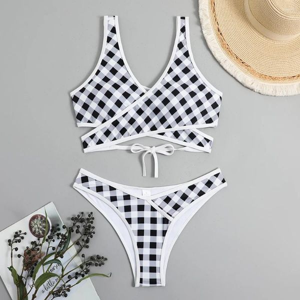 Menas de banho feminina 2024 Cross String Plaid Two Piece Biquíni Conjunto feminino Bathers Bathers Bathing Swimming Swimmingwear Summer Summer