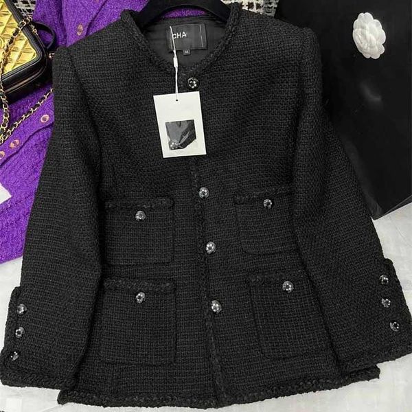 Designer de Jackets femininos 2024 No início da primavera, novo Nanyou Cha Cha Celebrity Round Neck Round Four Pocket Wool Black Tweed Coat 0k4o