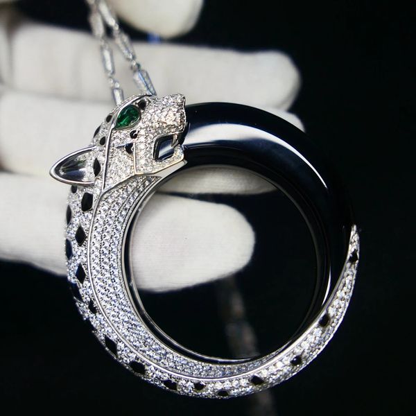 Ayjewelry büyük 925 STERLING Gümüş Karbon Elmas Leopar Çift Side Siyah Emaye Panther Kolyeler Kolyeler Lüks Takı 240415