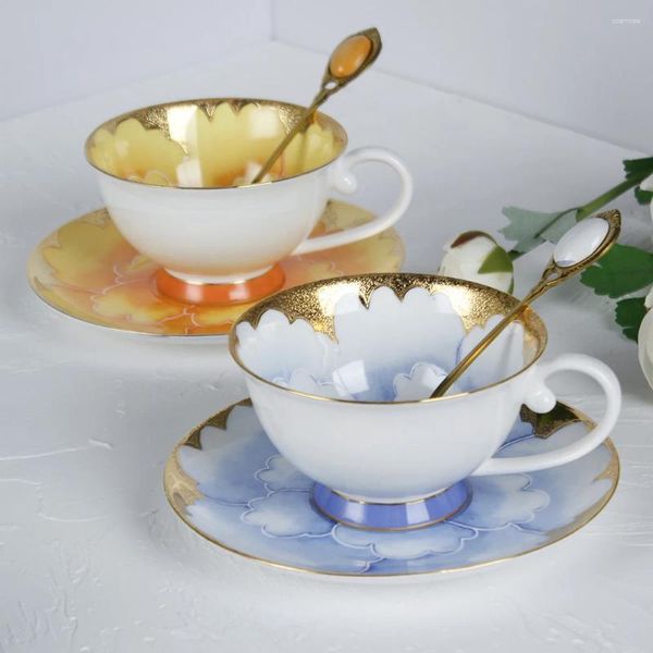 Tassen Untertassen Hochwertig blau schöne Blumenkeramikbecher und Untertasse mit Löffel feiner Knochen China Becher Geschenk für Mädchen