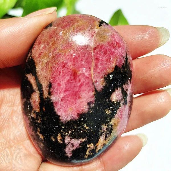 Estatuetas decorativas de pedra natural rosa lindo Rosestone Palm Witch Meditation Spirit Exorcism Healing Crystal Room Ornament