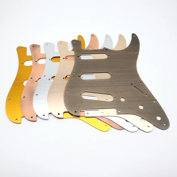 Pegs Guitar Metal Pickguard 11 Hole SSS Compatibile per le parti di chitarra in stile St Sq 7 colori