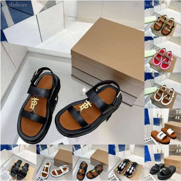 Designer desliza folhas de chinelos Burr Sandália Berryis Sandal Sandals Slide Slide Plataforma plana Ladies Sandali Banheiro Sapas de casa Flip Flip Stried