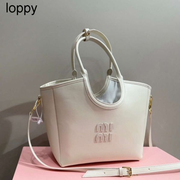 Yeni Tote Çanta Tasarımcı Çanta Büyük Çantalar Peluş Alışveriş Çantası Omuz Çantası Saçlı Kış Cüzdan Çantası Moda Markası En İyi Noel Şimdiki Seyahat Crossbody Bag