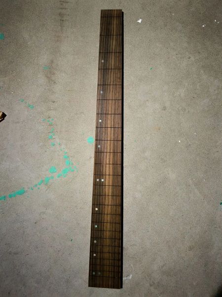 Cavi CHIURIC CHIURIC ROSEWOOD PER ALLA CHURATURA A 24 FRET da 25,5 pollici Pearl Dot