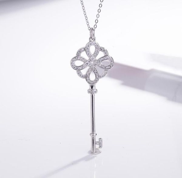 Ожерелье китайское узел Sier Lated Temperument Weater Chain, инкрустированная бриллиантовым ключом моделирования подвесной клавику