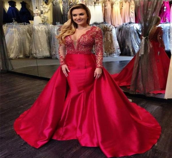 Vneck luxury rote Perlen Meerjungfrau Langarm Eröffnungsback Überwachung Abendkleider Applique Spitze Sexy Prom Kleid Graduierungskleider6581302