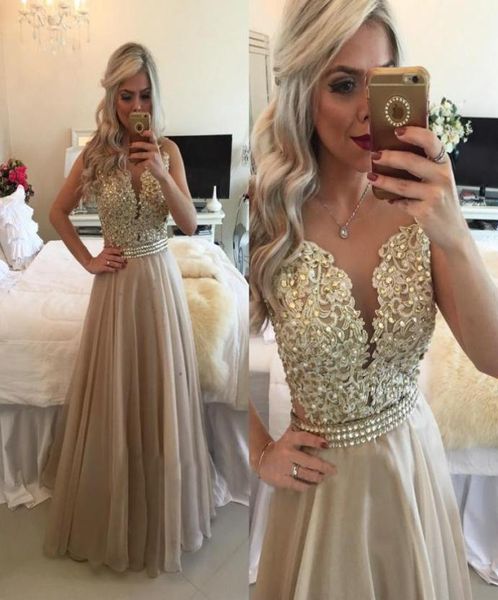 Abendkleider Libanon 2019 ärmellose Strasssteine Eine Linie formelle Partykleider Cap Sleeve Prom Long Kleider mit Applikationen6569127