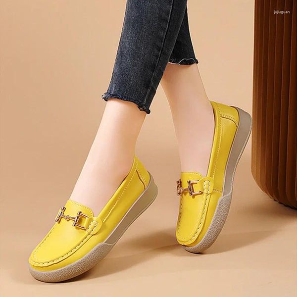 Sapatos casuais para mulheres 2024 Summer Leather Slip em bege de sapatos de tampa moda de moda não deslizante Sofol