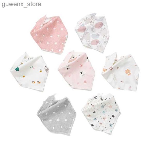 Bibs Burp Cloths Случайная 4pc Baby Bibs Triangle хлопковые нагрудники мультфильм для печати, мальчики для мальчиков, девочки, кормящие фартук хлопковые бандана Baby Stuff Y240415Y240417L0