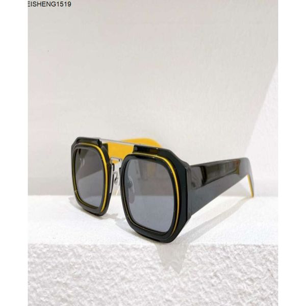 Óculos de sol piloto preto lentes cinza escuro sunnies copos homens moda os óculos acessórios de tons de proteção com proteção com