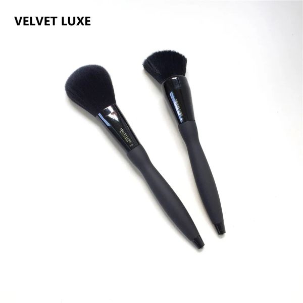 Комплекты Velvet Luxe Flawless Agled Face Foundation Brush 311 Pusmed Powder Brush 313 Блендер красавица