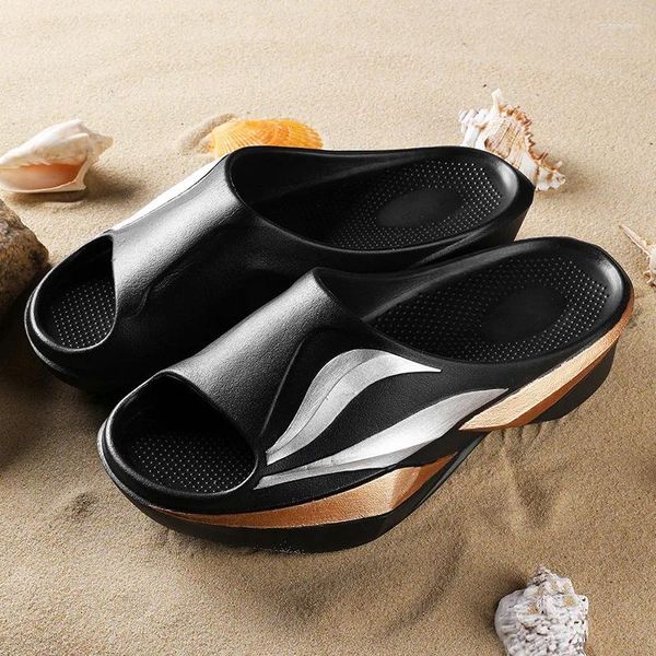 Тапочки летние толстые нижние пляжные сандалии модели модели ежедневно в свободное развлекательное развлечение мужчин и женщин