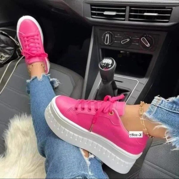 Sapatos casuais tênis 2024 Trend moda de couro respirável cunha Vulcanized Design Walking Comfort Fall Platform Women's Women's