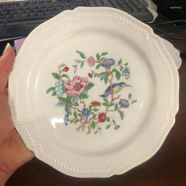 Set di stoviglie British di fascia alta Cina Cina Piatto da pranzo in ceramica da 8 pollici in stile europeo