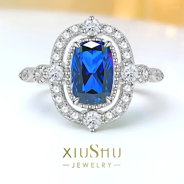 Кластерные кольца Light Luxury Fashion Retro Blue 925 Серебряное кольцо стерлингового кольца с высоким углеродным бриллиантом свадебные украшения оптом