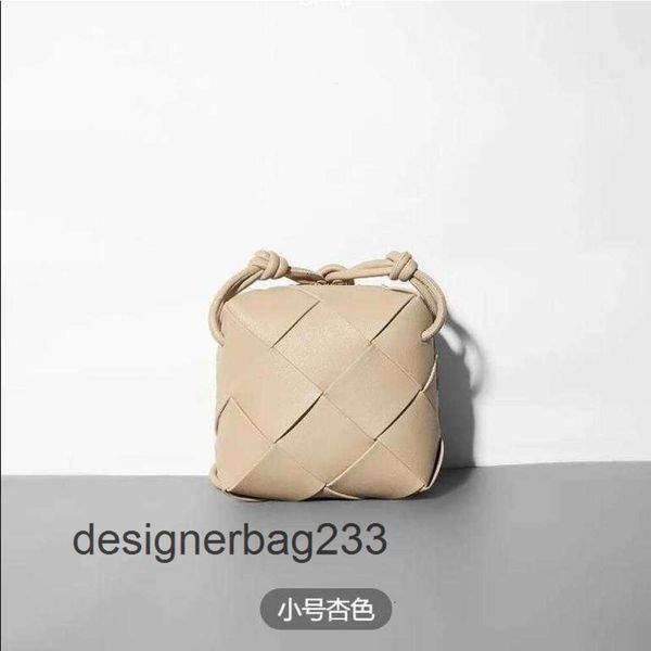 Italia Cuboid Loop Botteg Fashion of a Crossbod Bag Borse Borsa Authentic Venetta Brandname Luxury Bag Due Styles Bottegs Cube e Woven Design Han Mini Qnqe