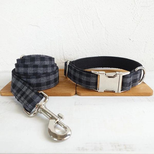 Collari per cani Il guinzaglio del colletto a quadri nero personalizzato con papillon set nylon Free Incisid Name per cani di grandi dimensioni per piccoli medium