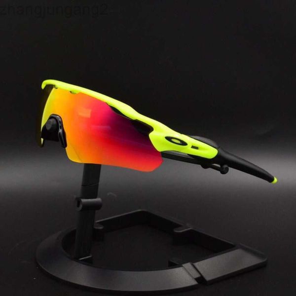 Оптовая модная классическая спортивная бренда на открытом воздухе велосипедные солнцезащитные очки MTB Bike Женщины мужчины УФ -поляризованные лыжные и песчаные очки с оригинальной коробкой