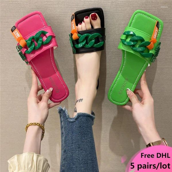 Slippers Fashion Chain Sange Sandals Beach Sapatos de dedo do dedo do dedo do pé ao ar livre Sapatos femininos Sapatos brancos Slides Wholesale 7545