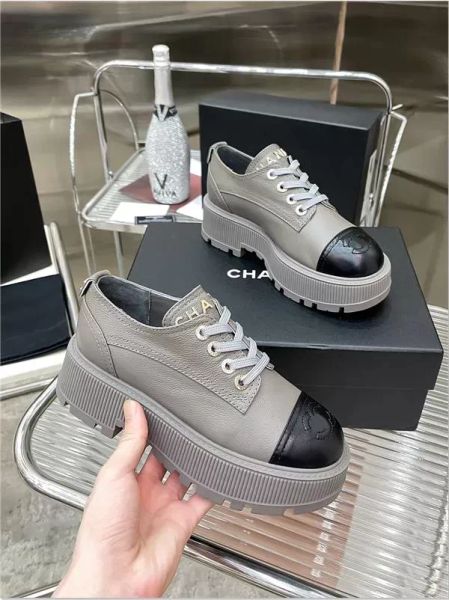 Высокие каблуки Flats Business Fashion Casual Shoes Global Channel Shoes Mule Green Wig Shoes посетители Ladies Wedding Parter