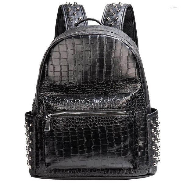 Mochila 2024 Brand Fashion Rivet Men Alligator Padrão Couro à prova d'água Bolsa de viagem casual Laptop mochilas de laptop