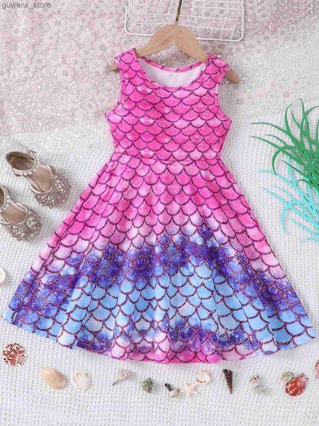 Mädchenkleider Mädchen Sommer Neues Produkt Big Girl Meerjungfrau Style Kleid mit illusionärer Fischskala Druck großer Saumkleid Y240415