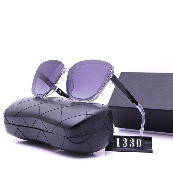 Óculos de sol de luxo, óculos de sol retângulo Man Women Moda Unissex Designer Goggle Beach Sun Glasses Retro Frame Design UV400 com caixa muito legal