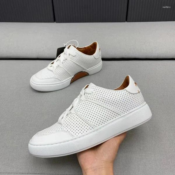 Scarpe casual sneaker in pelle scamosciata e pelle in pelle di alta qualità perforabili perforabili perforatori di addestratori di uomini designer