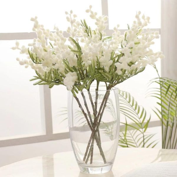 Fiori decorativi 6pcs ramo corto simulazione di acacia pianta capelli in stile europeo decorazione da tavolo da pranzo minimalista