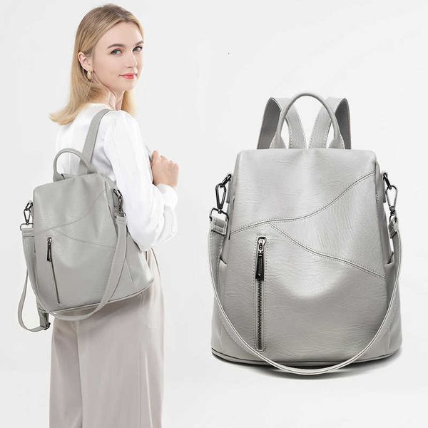 Mochila coreana da moda para mulheres Simples e fáceis de usar 2024 Produto de primavera de grande capacidade Anti -roubo Saco de viagem de lazer