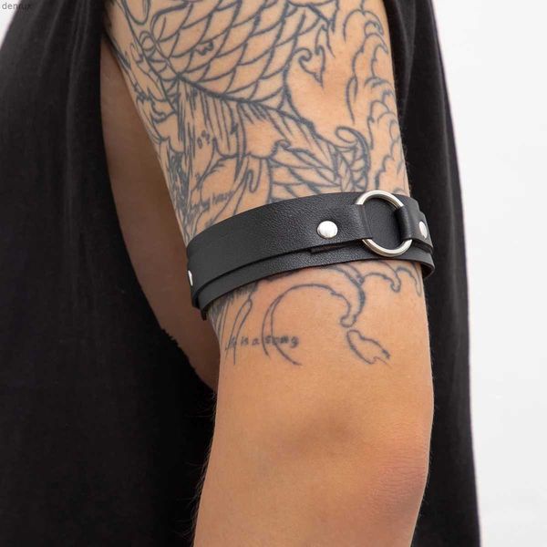 Andere Armbänder Kunjoe Herren Schwarz PU Leder Schnalle Armband Armband Gothic Verstellbares Gurtgurte Armband Cosplay Rave Clubwearl240415