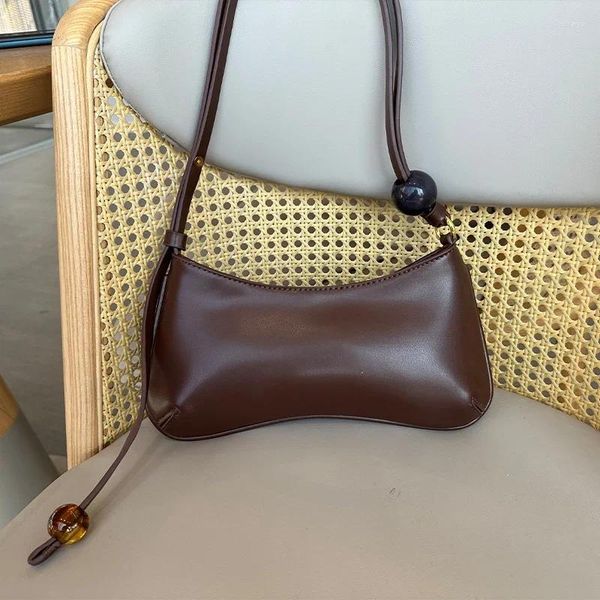 Draw String Women's Cowide Averarm Bag Einfacher purer Farbhandtasche Fashion Hundert Crescent Brand Designer mit Perlen kleiner Platz