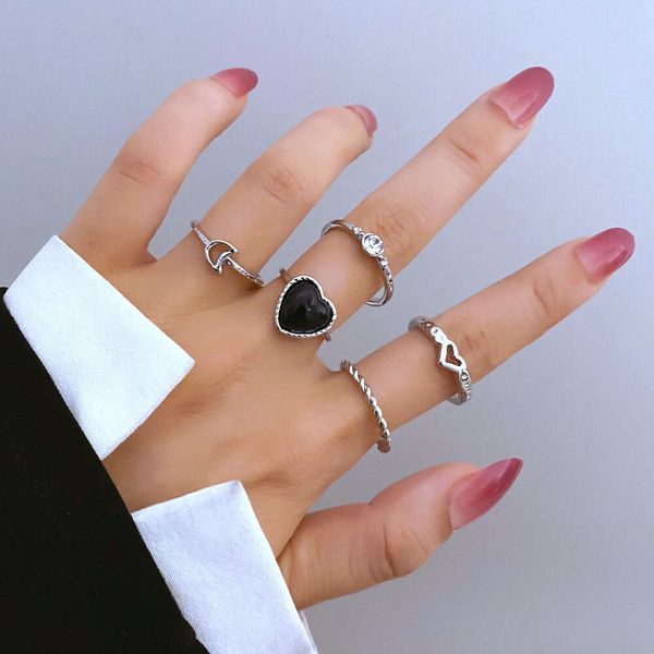 Lua Conjunto 5 peças Creative Black Heart Silver Antiga com Diamond Fried Fried Twists Ring