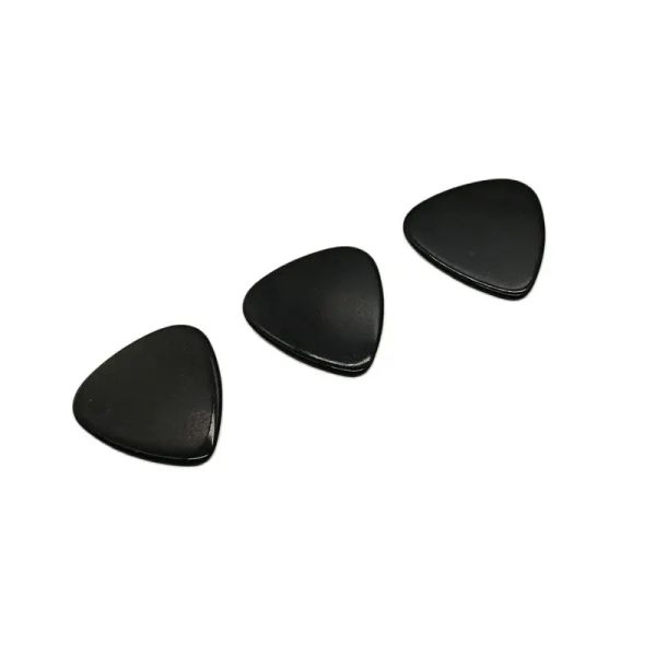 Cavi 100pcs Solido Pure Black Black Material Picks Guitar senza stampare Strumento musicale Plectrum