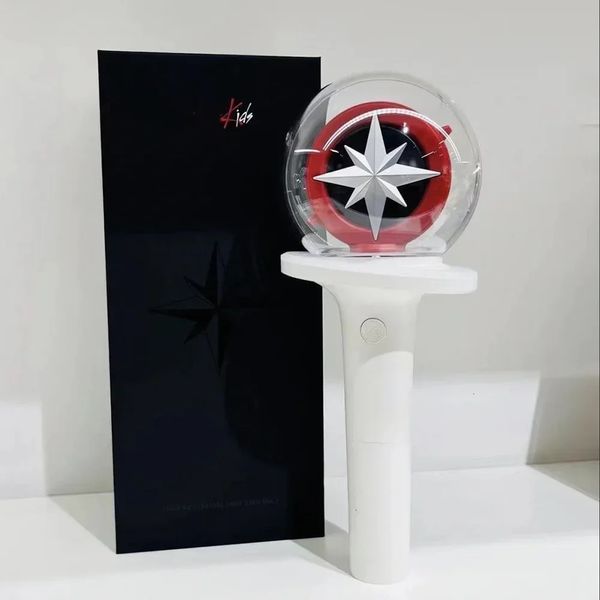 KPOP Straykidss Lightstick Ver.2 con supporto Bluetooth Glow Hand Lamp Party Concert Ver.1 Light Stick Fans Collection Toys 240410