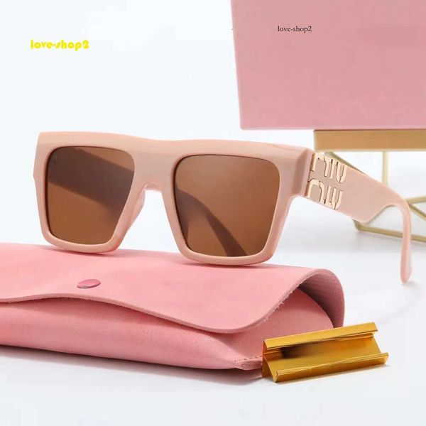 New Spring M Home Mui Street Shot Minimalist Classic Sunglasses Windshields Letter Legs Big Square Frame с корпусом 255